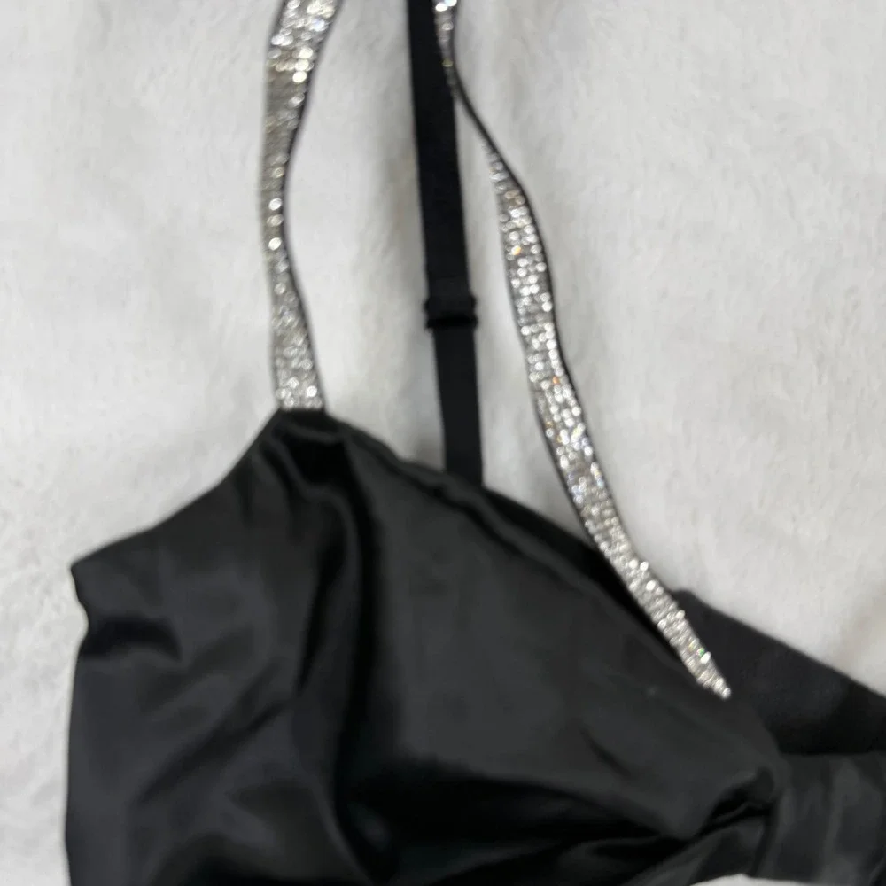Victorias Secret Very Sexy Unlined Shine Strap Bralette Black S 11230619‎
